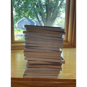 RL Stine Goosebumps Book Bundle of 21